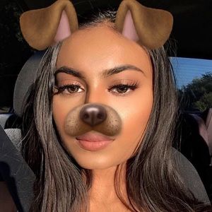 Meet your Posher, Aniesa